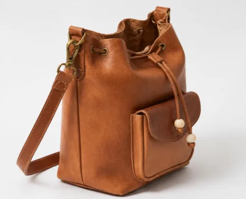 DayLife-Leather-Handcrafted-Leather-Bag-DayLifeLeather.com Handcrafted premium genuine leather bag by DayLife Leather available on DayLifeLeather.com