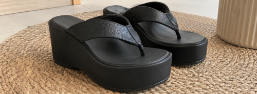 Black Wedge Platform Thong Sandals for Women | Daylife Leather